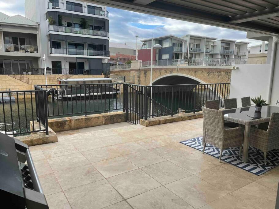 Canal Vista Mandurah Exterior foto